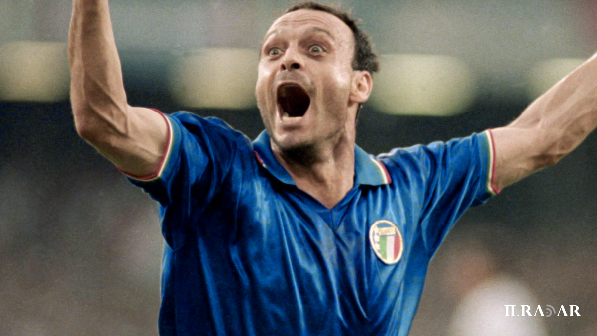 Totò Schillaci nella celeberrima foto dopo il goal contro l'Austria a Italia '90